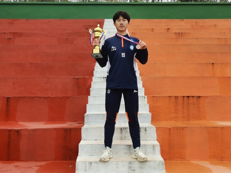 专业与专注, 的执裁一线, 湖南省大学 专业与专注, 的执裁一线, 湖南省大学